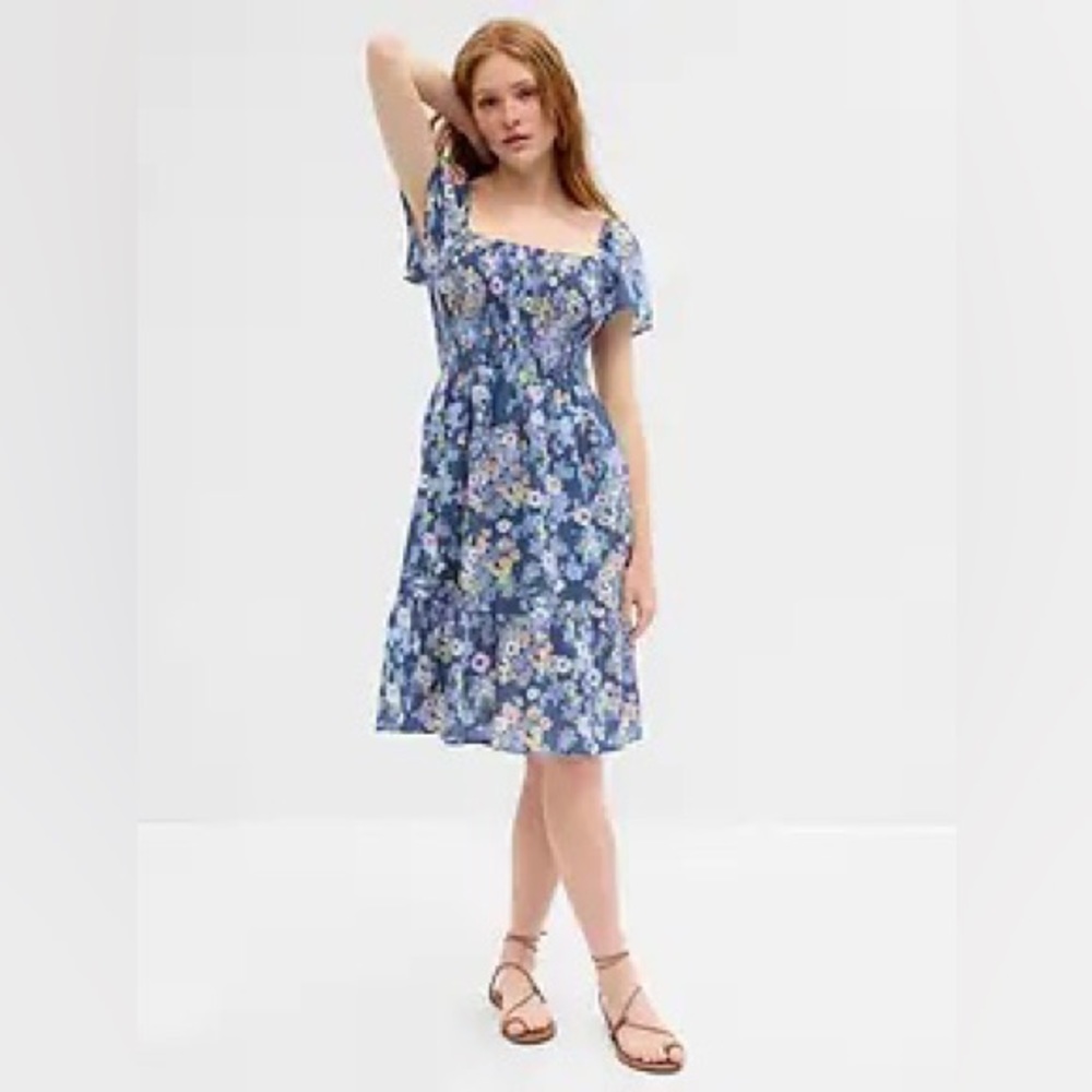 NWT Blue Floral Smocked Squareneck Midi Dress